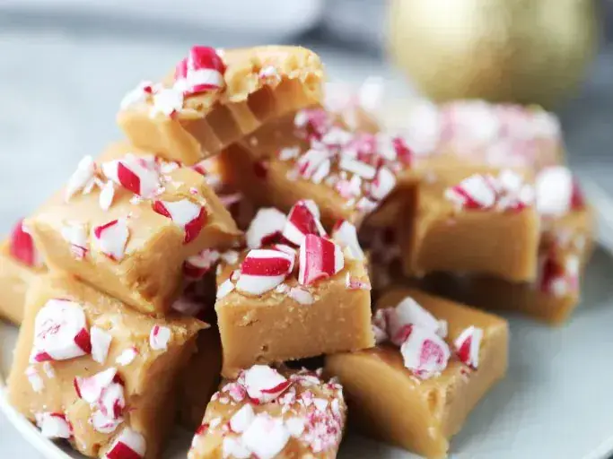 Minttutoffee ja karkkikeppirouhe